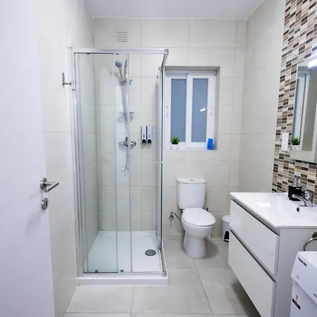 Court By Buena Vista Apartment *