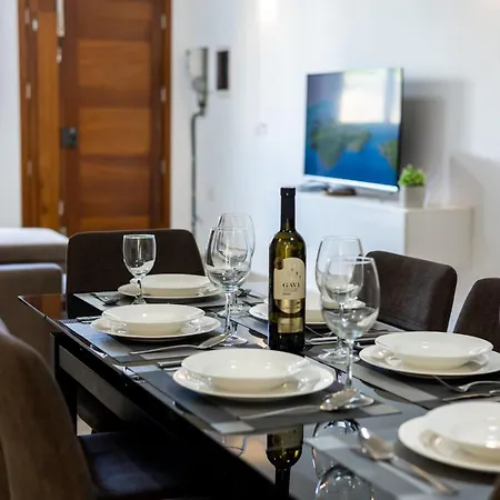 Court By Buena Vista Apartment