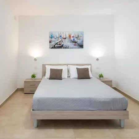 Court By Buena Vista Apartment