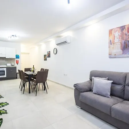 Court By Buena Vista Bur Marrad