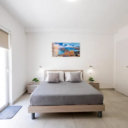 Court By Buena Vista