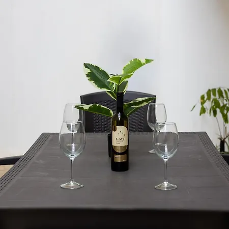 Court By Buena Vista Daire *