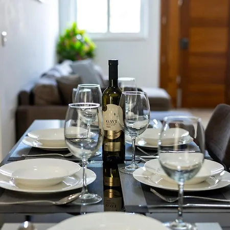 Court By Buena Vista דירה