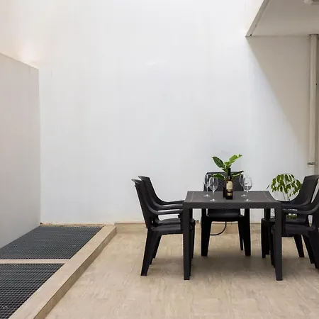 Court By Buena Vista Bur Marrad