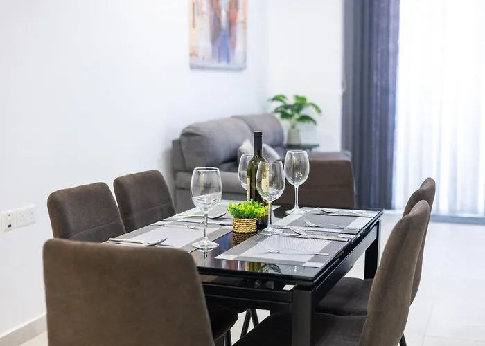 Appartement Court By Buena Vista Bur Marrad