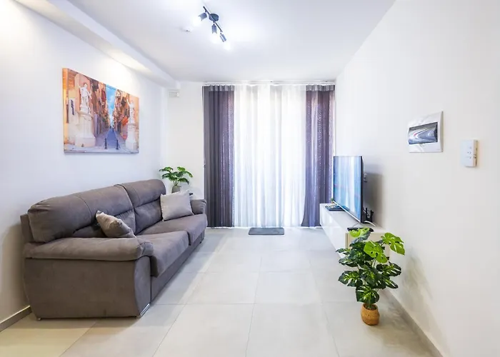 Court By Buena Vista Bur Marrad