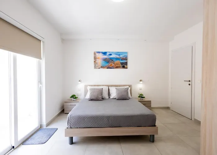 Court By Buena Vista