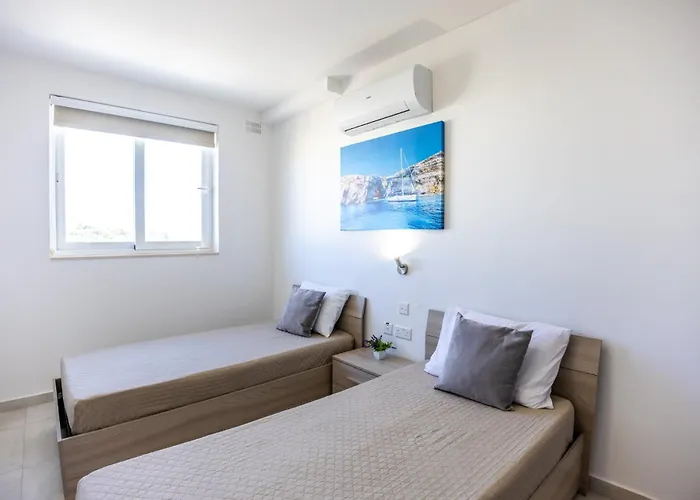 Court By Buena Vista Bur Marrad